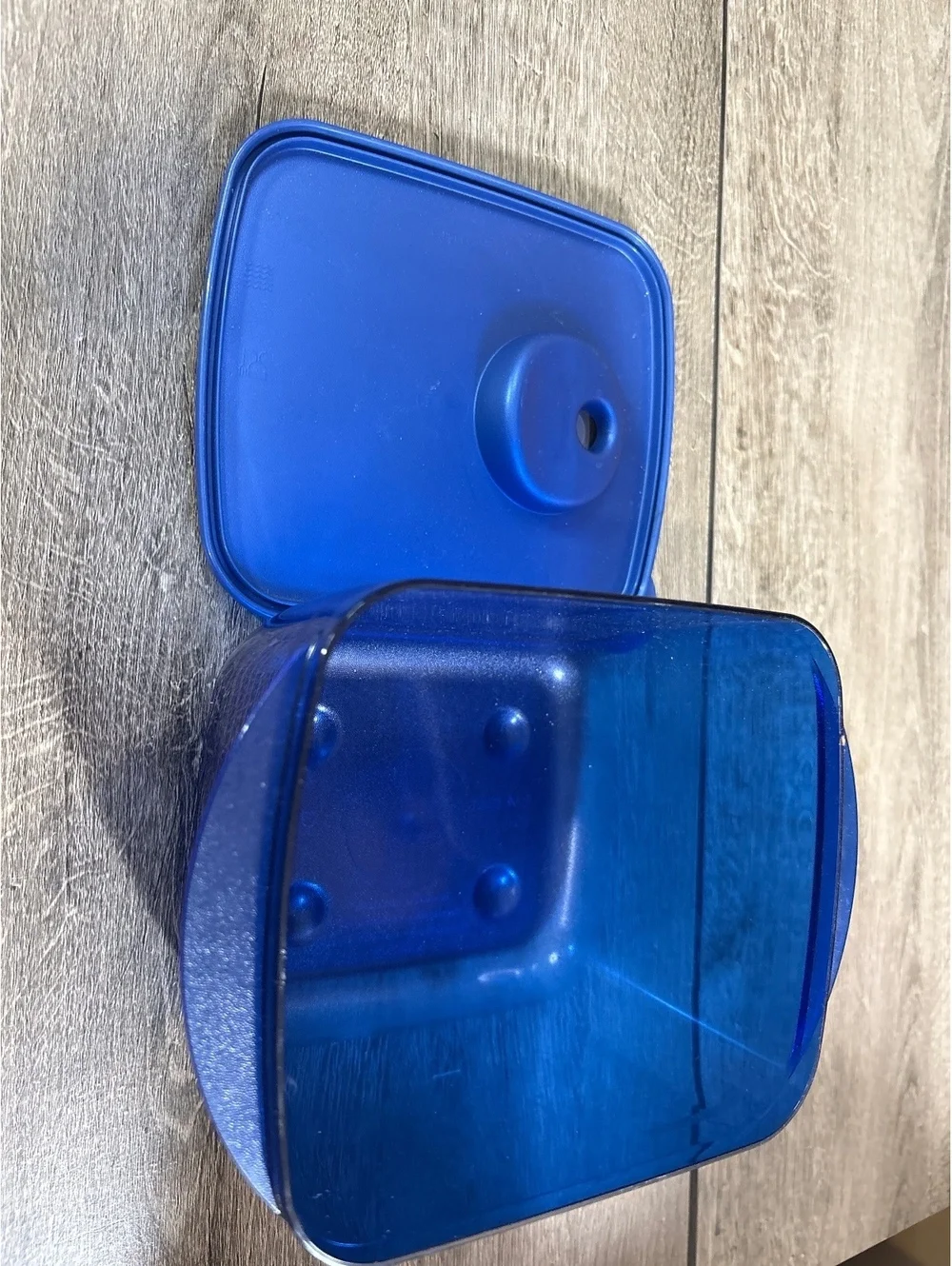 Tupperware Blue Square Food Storage Container with Vent Lid